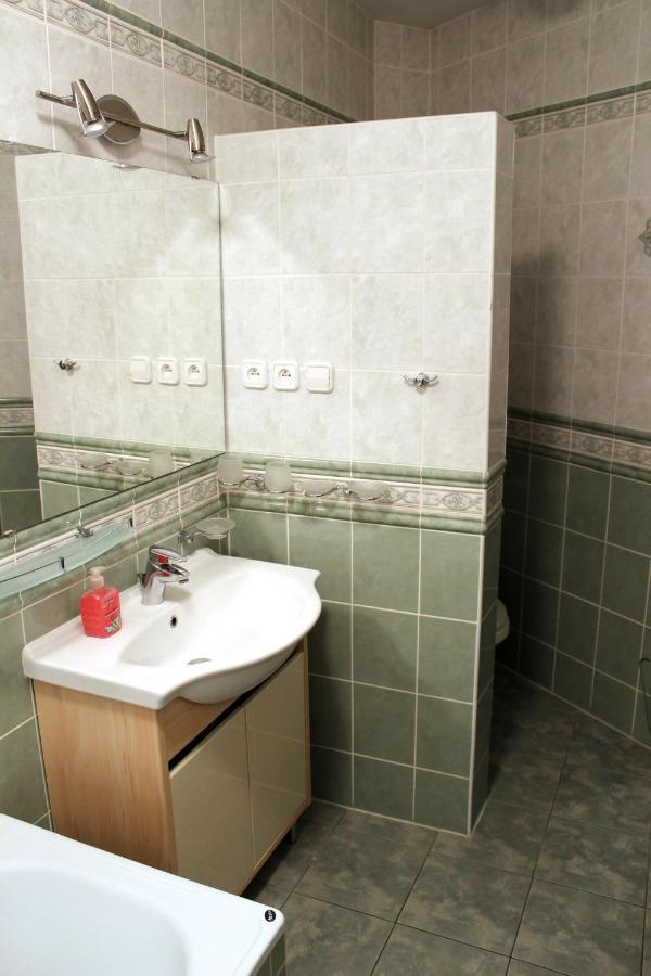 Apartman Triga Snina Dış mekan fotoğraf